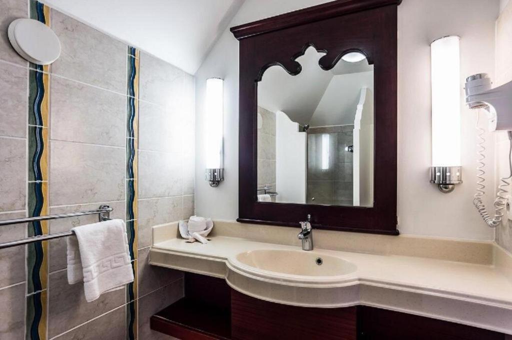 Vacances972 Conceptmultishop Logement A Pierre Et Vacances サント・リュス エクステリア 写真